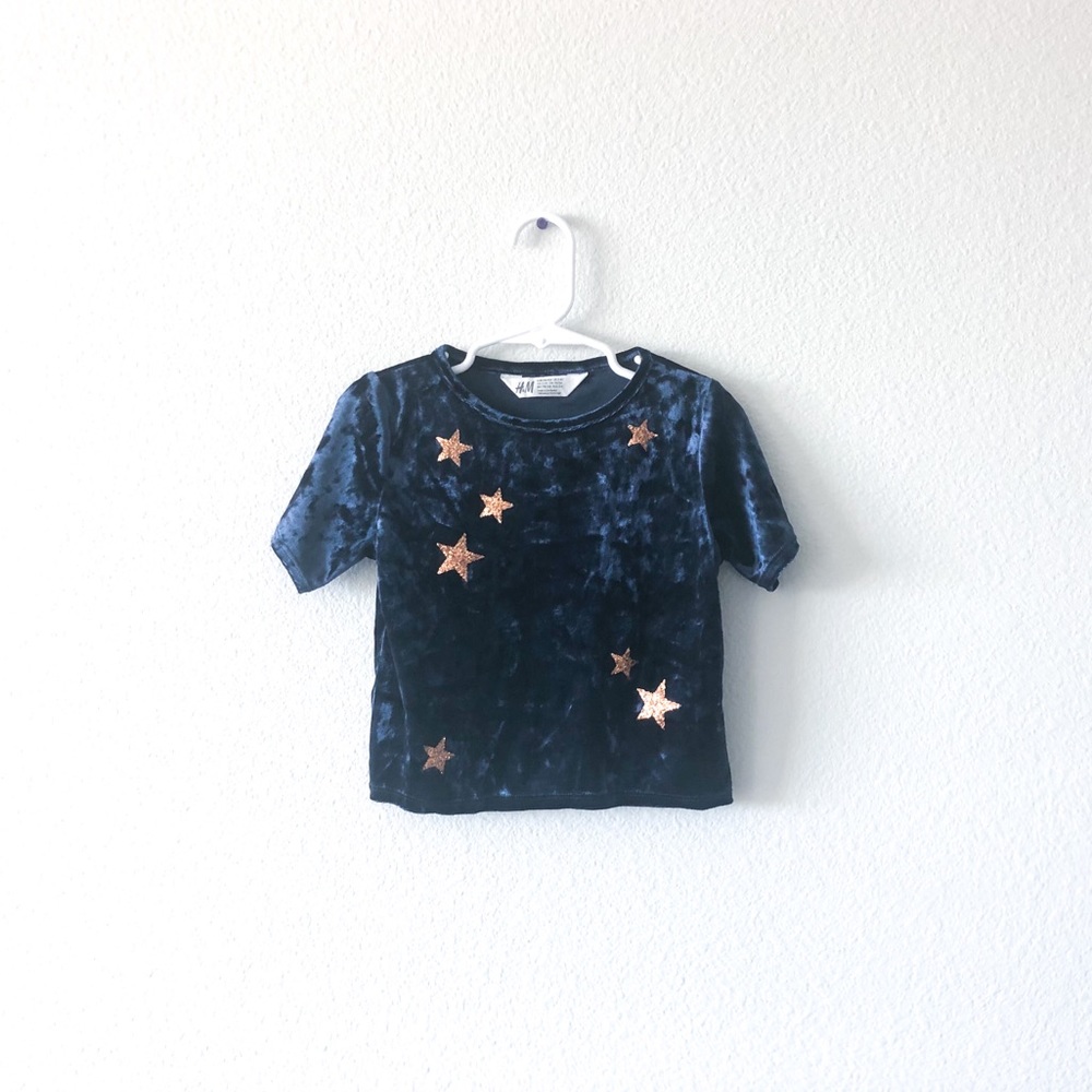 H&M Star Velvet Tee.